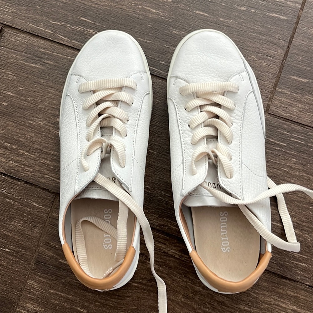Soludos Size 7. Worn ONE time. Excellent condition.